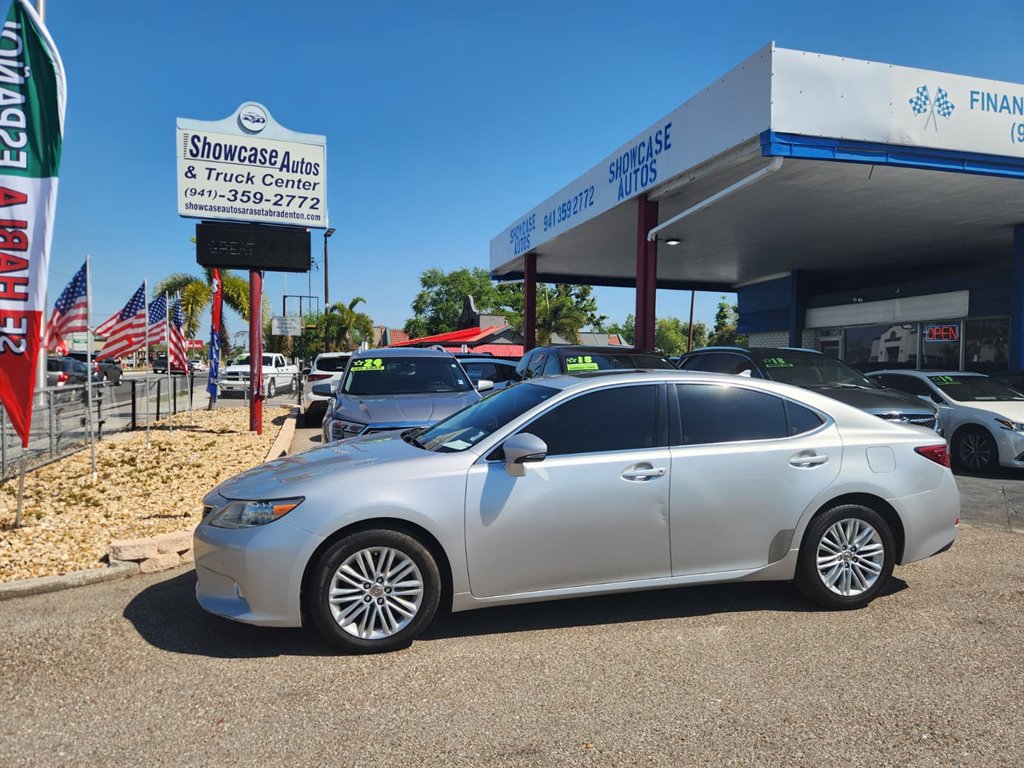 2014 Lexus ES 350 350's photo