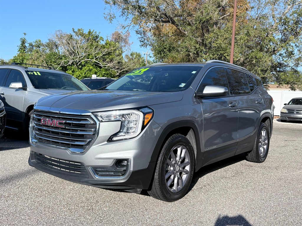2024 GMC Terrain SLT AWD's photo