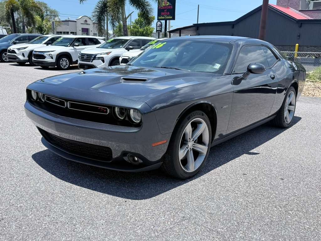2016 Dodge Challenger R/T's photo