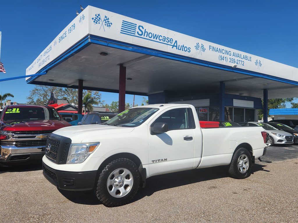 2019 Nissan Titan S's photo